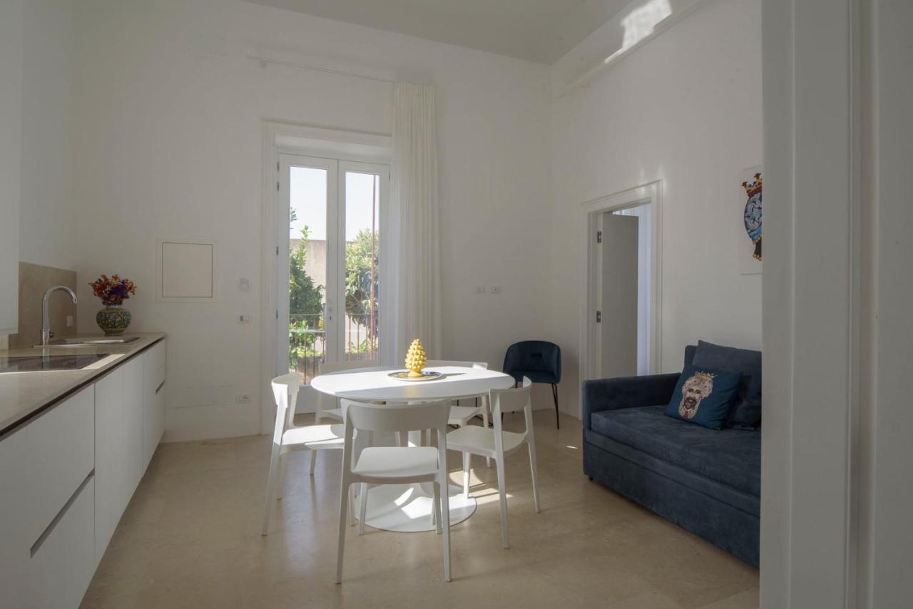 Casa Ruiz Suites Noto Ngoại thất bức ảnh