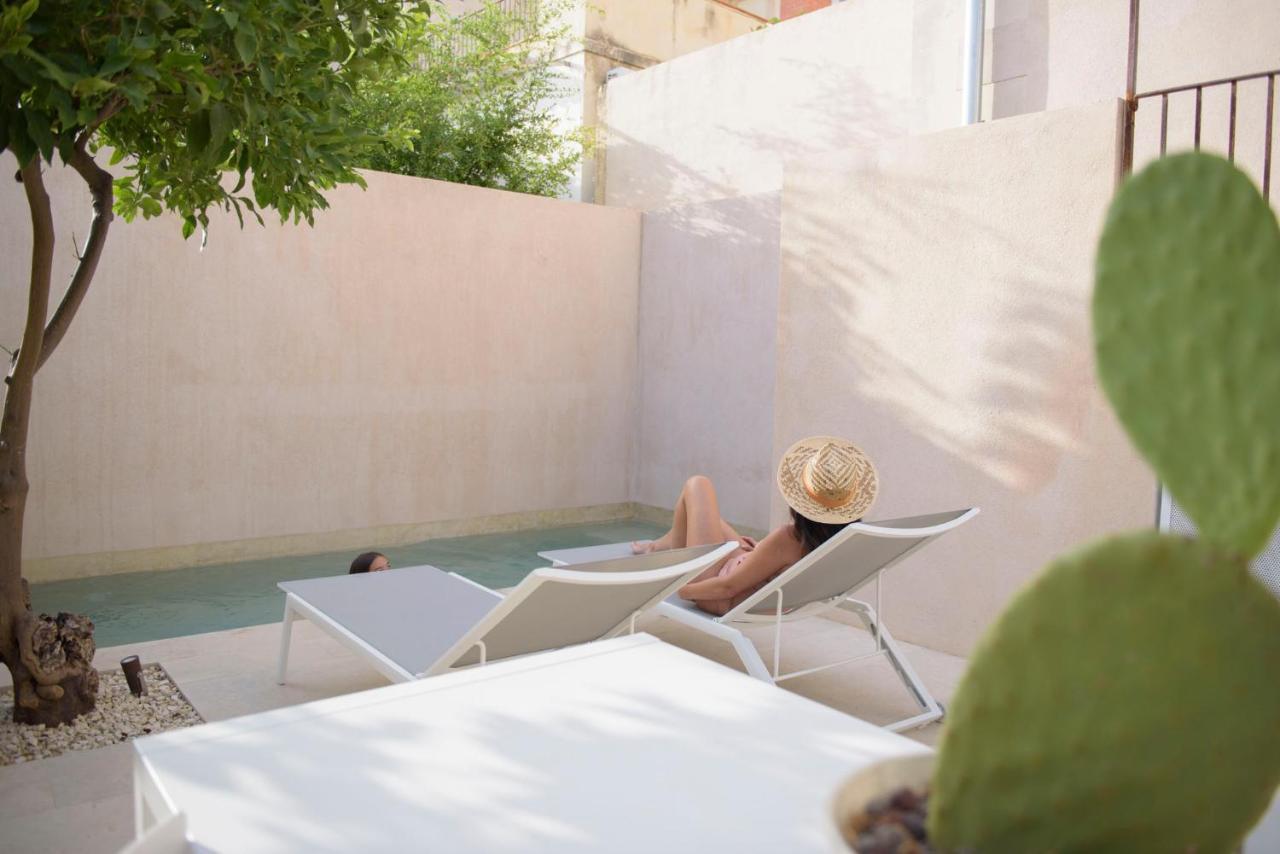 Casa Ruiz Suites Noto Ngoại thất bức ảnh