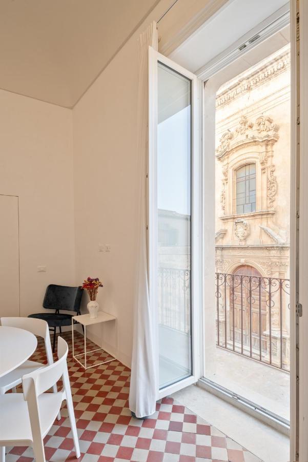 Casa Ruiz Suites Noto Ngoại thất bức ảnh